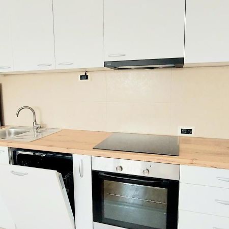 Magenta Zvezdara Lejlighed Beograd Eksteriør billede
